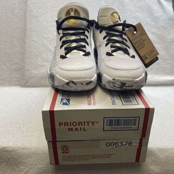 Nike Basketball Sneakers Men 11 White Black Gold Air Jordan XXXVIII 38 Low Shoes - Picture 12 of 12